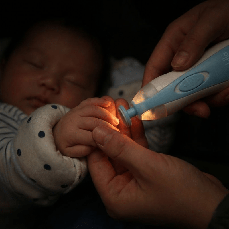 PequeNido™ Cortaúñas para bebé – Cuidado de uñas suave, seguro y sin esfuerzo para tu pequeño